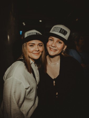 Cap, Bygderamp (Sort)